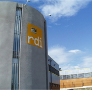 Groupe RDI envisage de recruter 100 personnes.