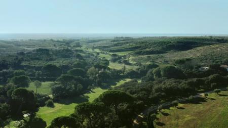 Le groupe Clarins acquiert le Domaine Sainte-Colombe, près de Nîmes.